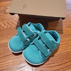 Hobubear Barefoot Zero Rise Kids Aqua Sneakers with Velcro Straps